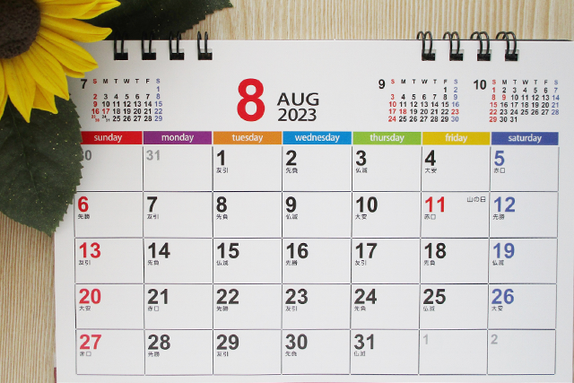 カレンダーと六曜のイメージ