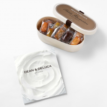 商品画像 DEAN & DELUCA（ディーン&デルーカ） ギフトカタログ WHITE（ホワイト）＋プティ・フィナンシェ・コレクション【風呂敷包み】