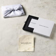 商品画像 DEAN & DELUCA（ディーン&デルーカ） ギフトカタログ IVORY（アイボリー）【風呂敷包み】※カードタイプ