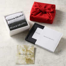 商品画像 DEAN & DELUCA（ディーン&デルーカ） ギフトカタログ PLATINUM（プラチナ） ＋ハンドタオルギフトボックス【風呂敷包み】※カードタイプ