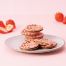 【母の日専用】ザ・スウィーツ　苺キャラメルサンドクッキー（１２個）[SSB12]