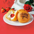 【母の日専用】八天堂　Ｔｈａｎｋ　ｙｏｕくりーむパン・あまおう苺詰合せ（６個）